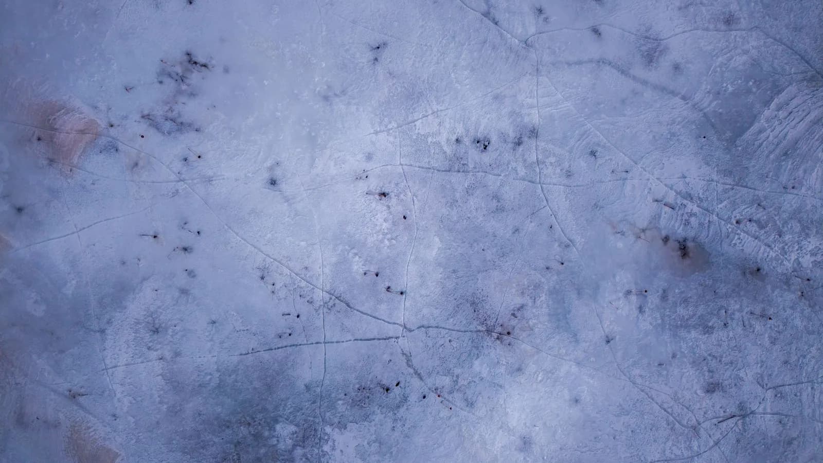 Cracked ice