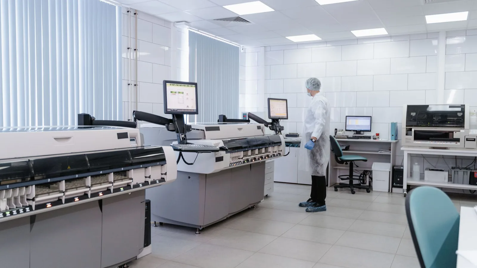 Laboratory research equipment